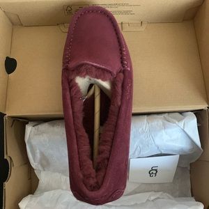 Brand new UGG Ansley Slippers, Wild Grape (discontinued color)